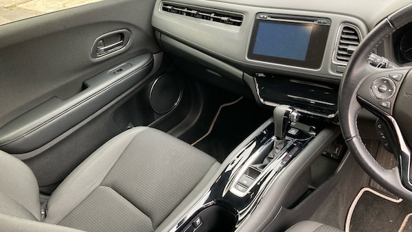 Used Honda HR-V 2018 for sale - 76321670: Photo 14