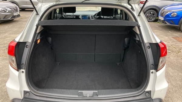 Used Honda HR-V 2018 for sale - 76321670: Photo 4