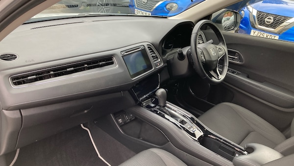Used Honda HR-V 2018 for sale - 76321670: Photo 9