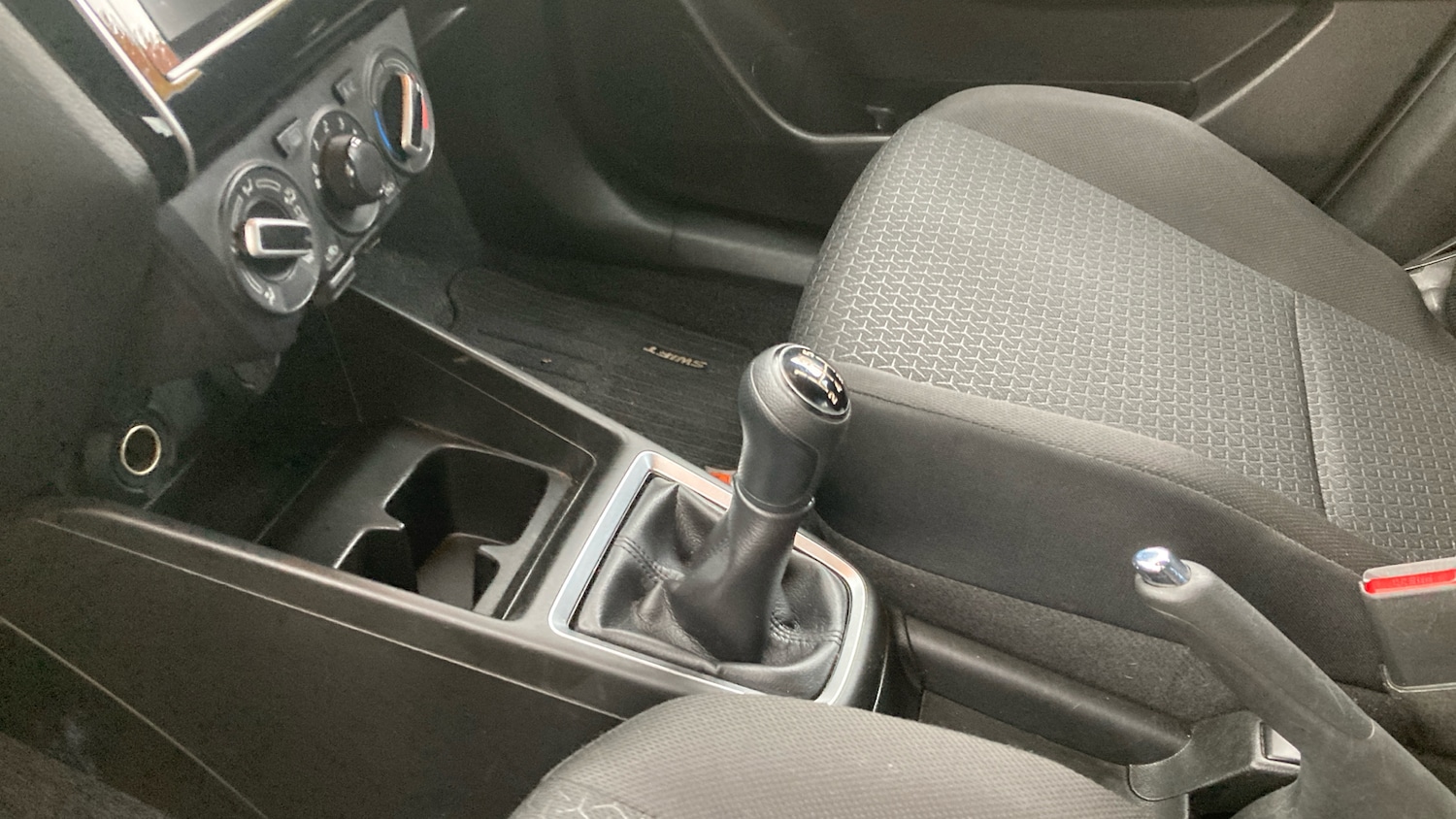 Used Suzuki Swift 2023 for sale - 76554868: Photo 13