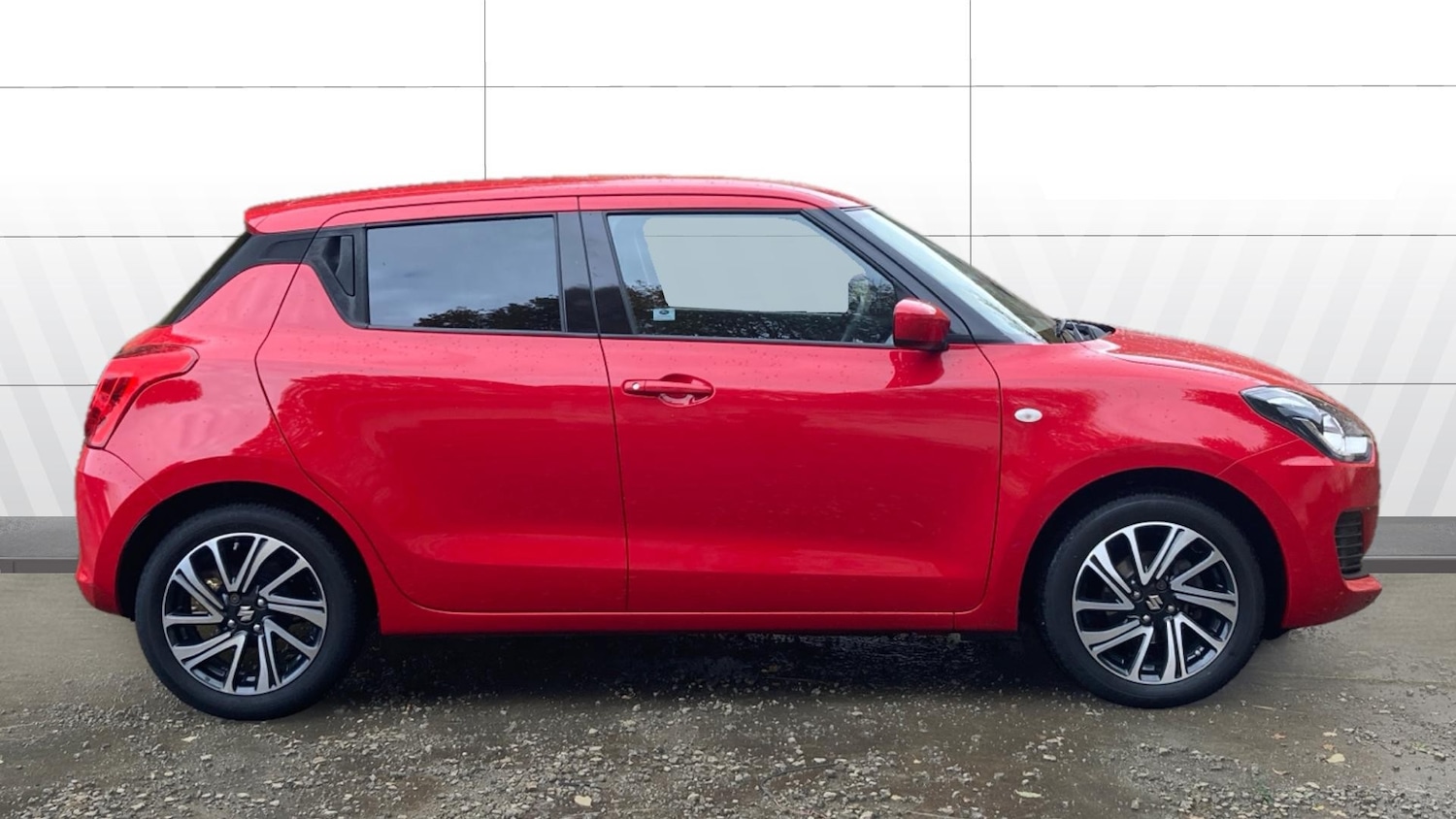 Used Suzuki Swift 2023 for sale - 76554868: Photo 5