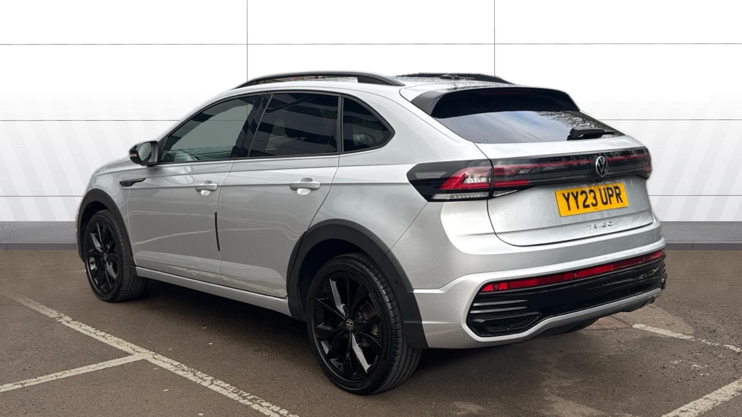 Used Volkswagen Taigo 2023 for sale - 77381466: Photo 2