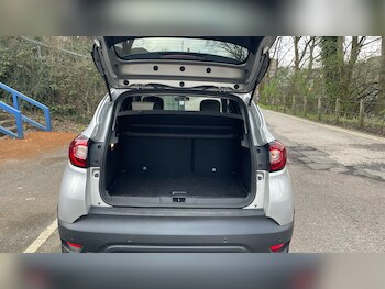 Used Renault Captur 2019 for sale - 78454930: Photo