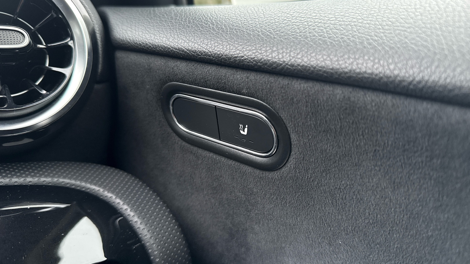 Used Mercedes-Benz A-Class 2020 for sale - 77063830: Photo 23