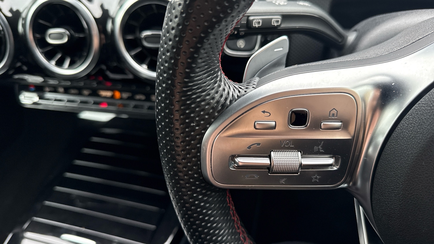 Used Mercedes-Benz A-Class 2020 for sale - 77063830: Photo 30