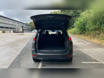 Used Peugeot 5008 2023 for sale - 79458366: Photo
