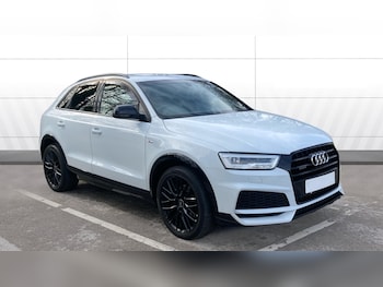 Used Audi Q3 2018 for sale - 77690600: Photo