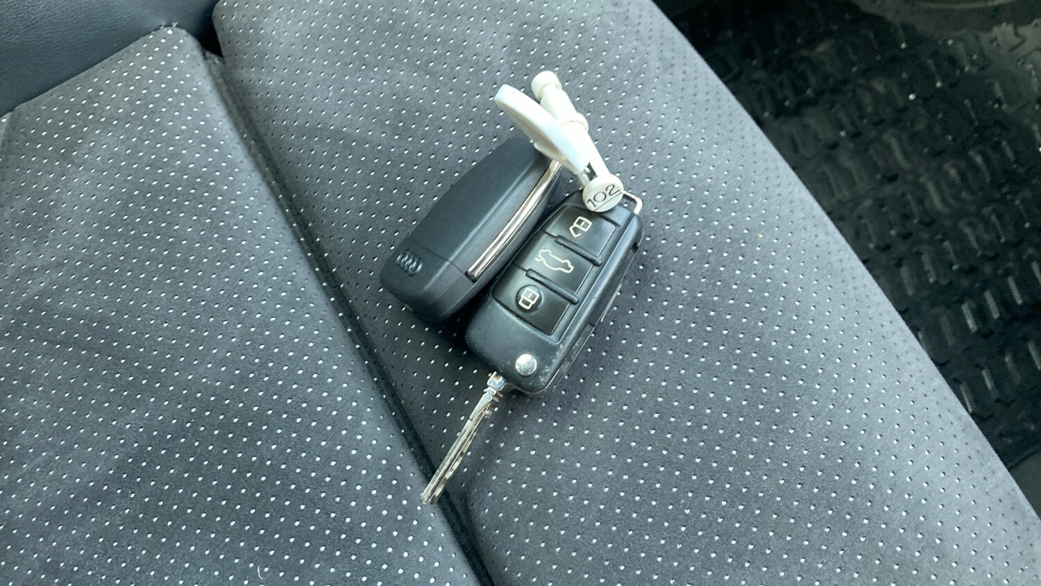 Used Audi Q3 2018 for sale - 77690600: Photo 20