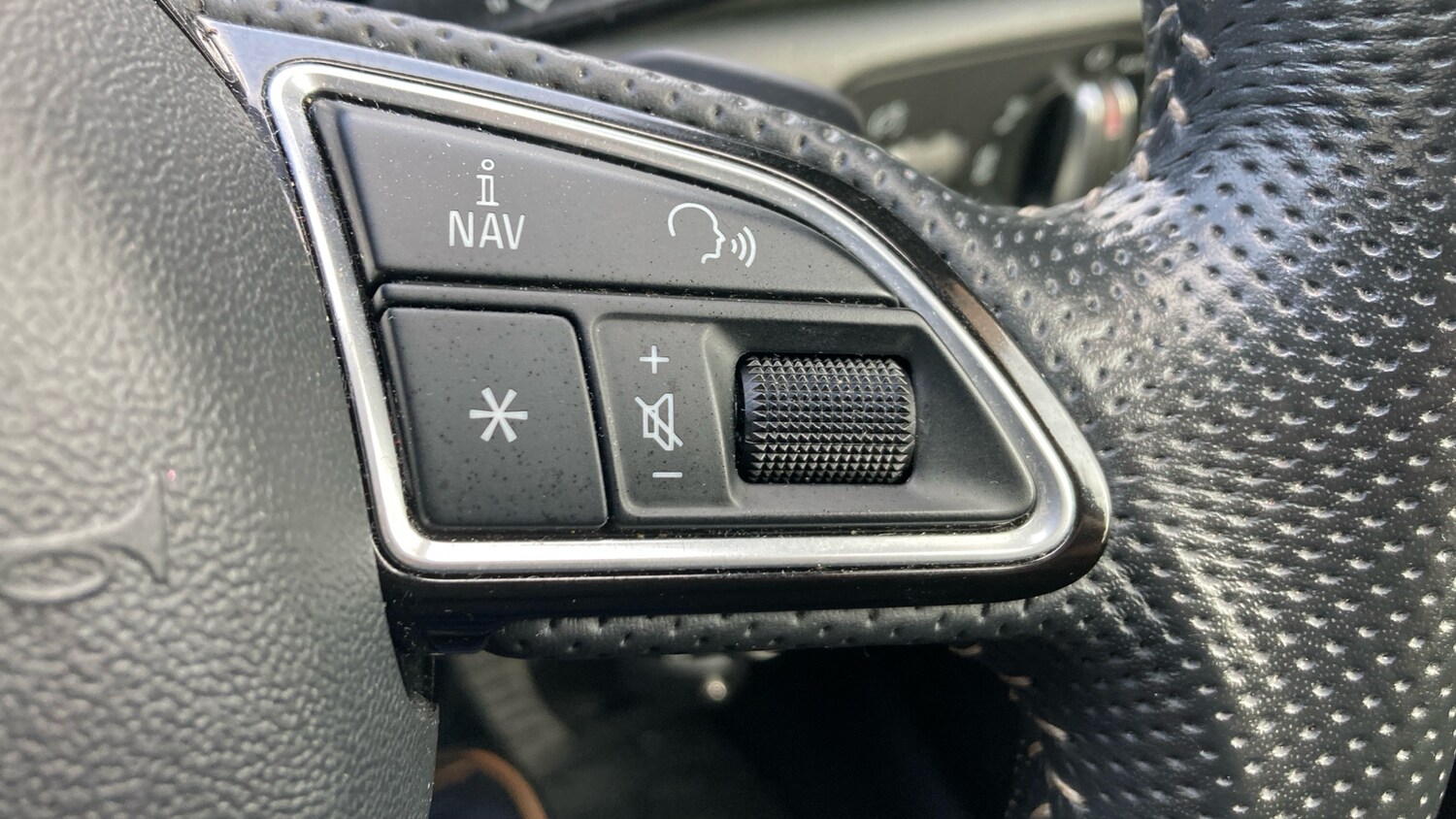 Used Audi Q3 2018 for sale - 77690600: Photo 24