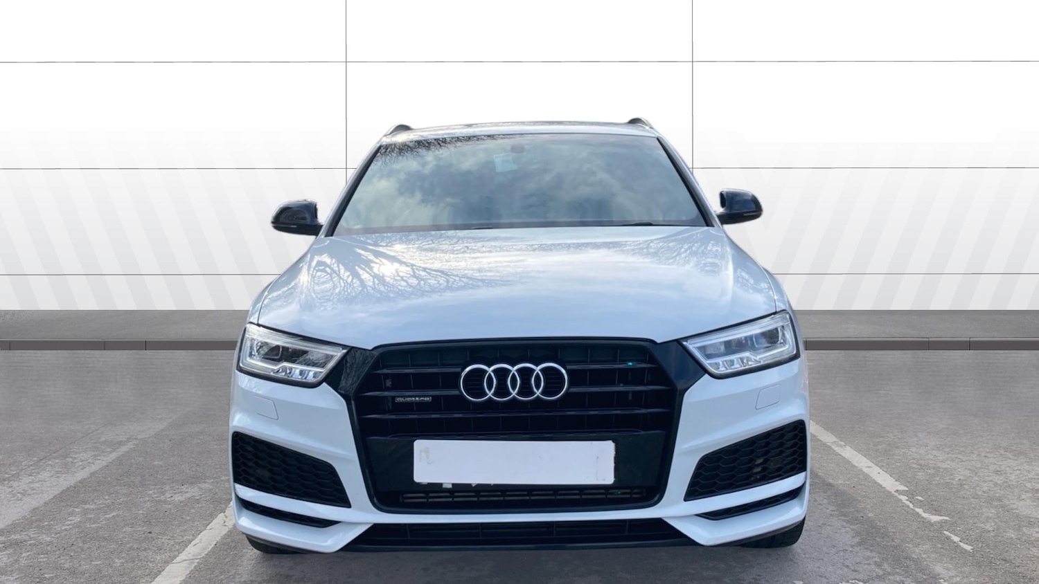 Used Audi Q3 2018 for sale - 77690600: Photo 3