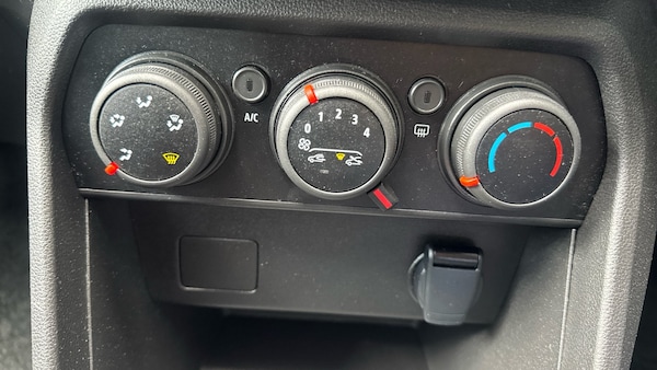 Used Dacia Jogger 2023 for sale - 75694548: Photo 25