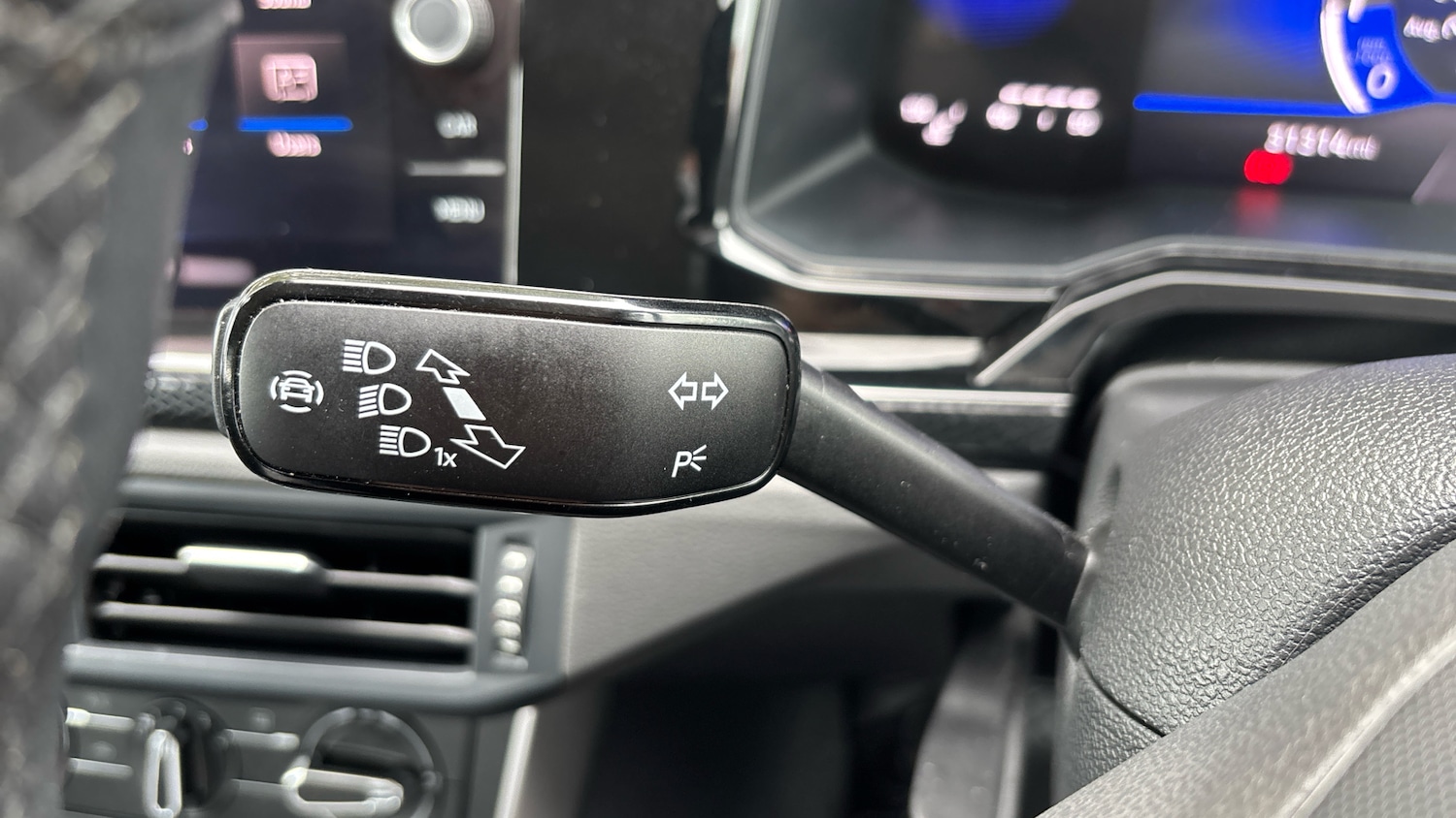 Used Volkswagen Polo 2023 for sale - 77003215: Photo 36