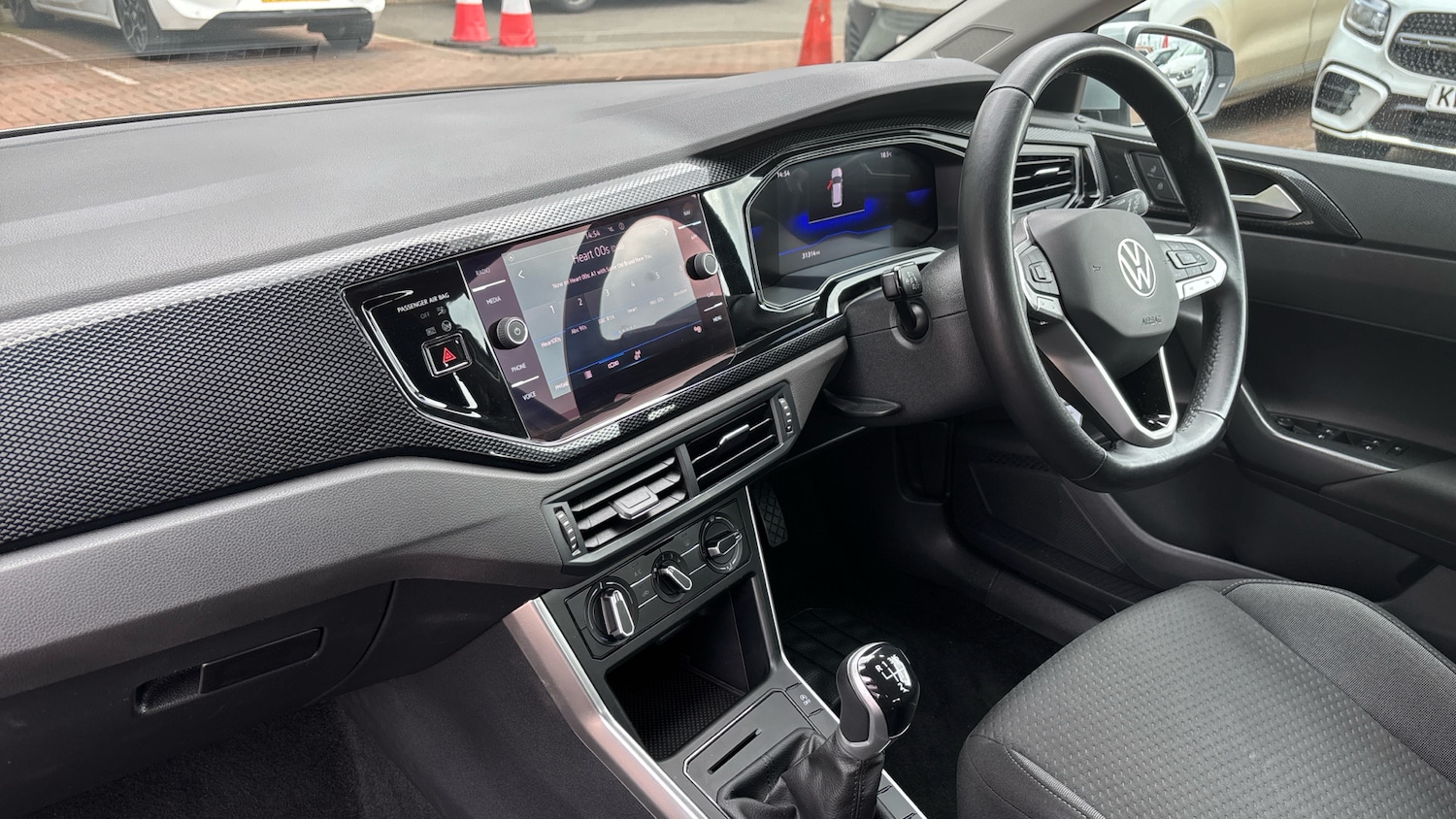 Used Volkswagen Polo 2023 for sale - 77003215: Photo 9