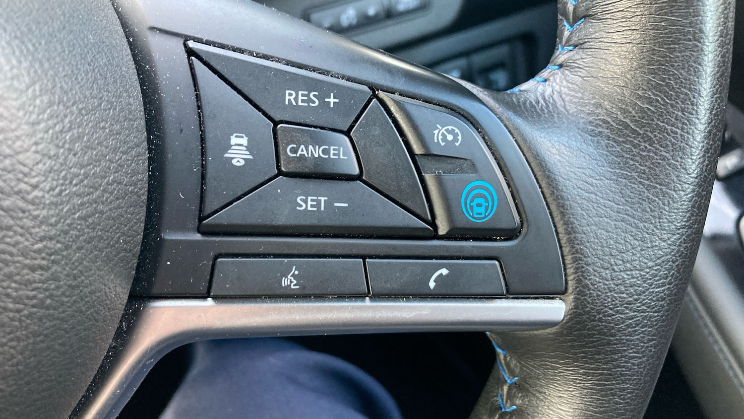 Used Nissan Leaf 2022 for sale - 77690607: Photo 22