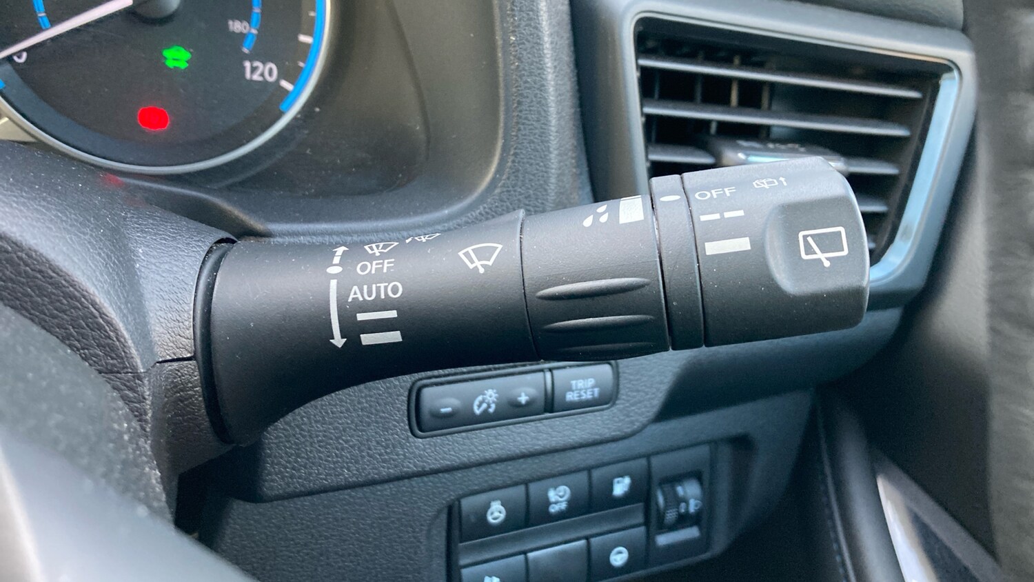 Used Nissan Leaf 2022 for sale - 77690607: Photo 24