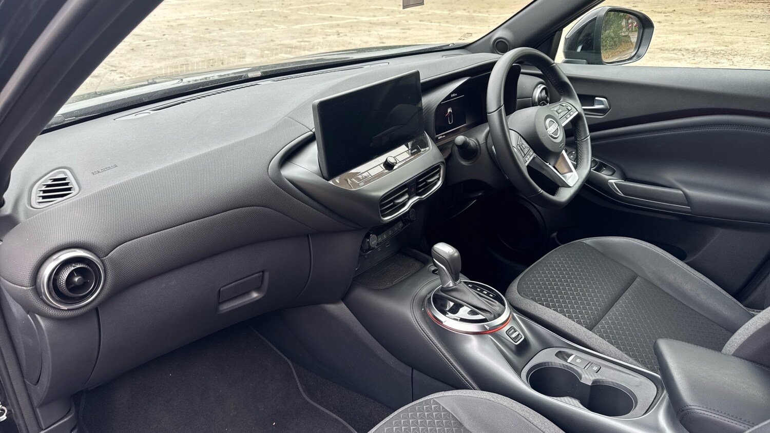 Used Nissan Juke 2024 for sale - 76170612: Photo 9