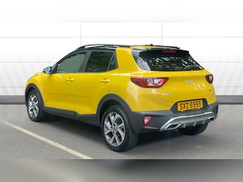 Used Kia Stonic 2023 for sale - 79467813: Photo