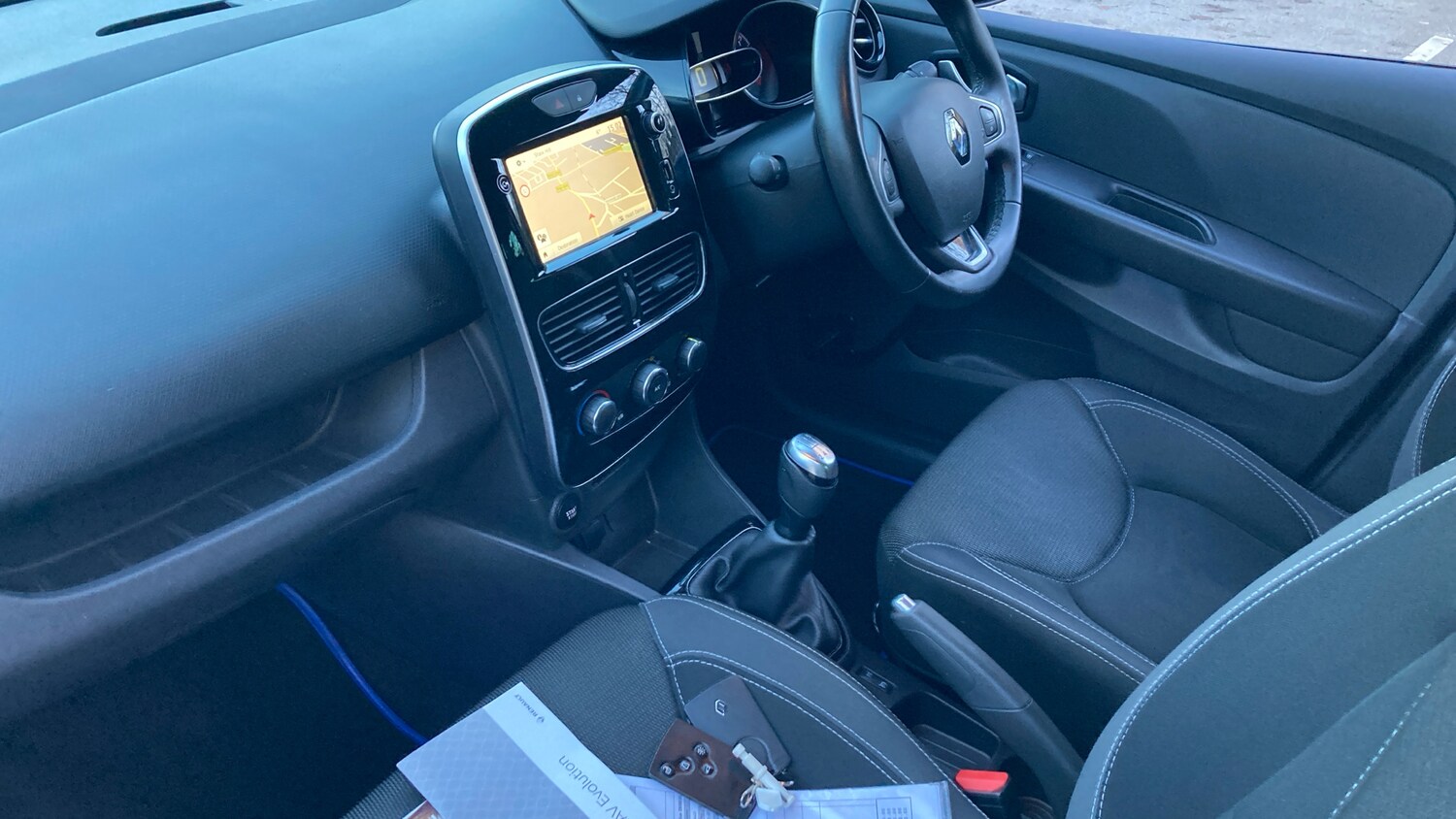 Used Renault Clio 2019 for sale - 76831491: Photo 13