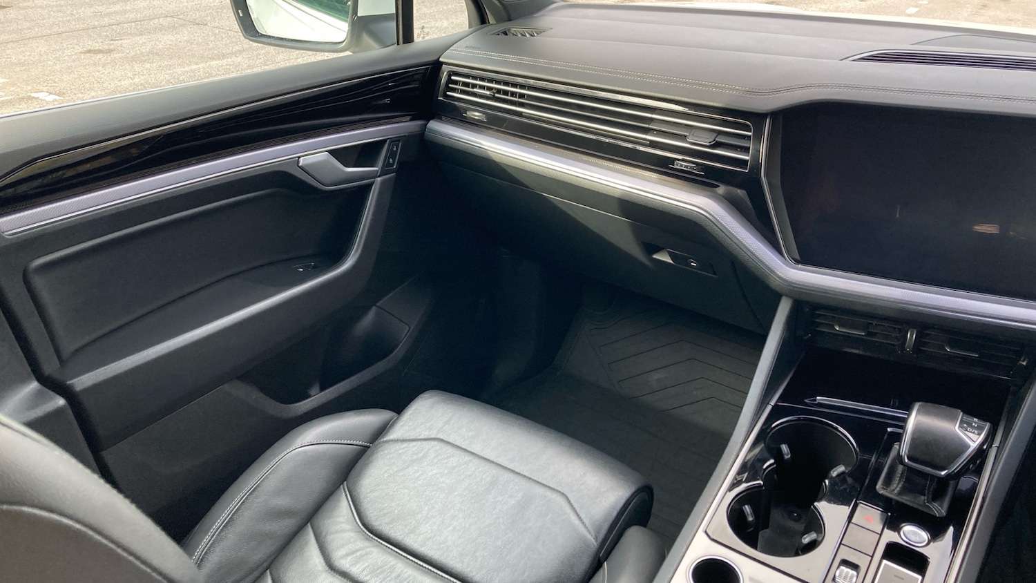 Used Volkswagen Touareg 2019 for sale - 77651014: Photo 14