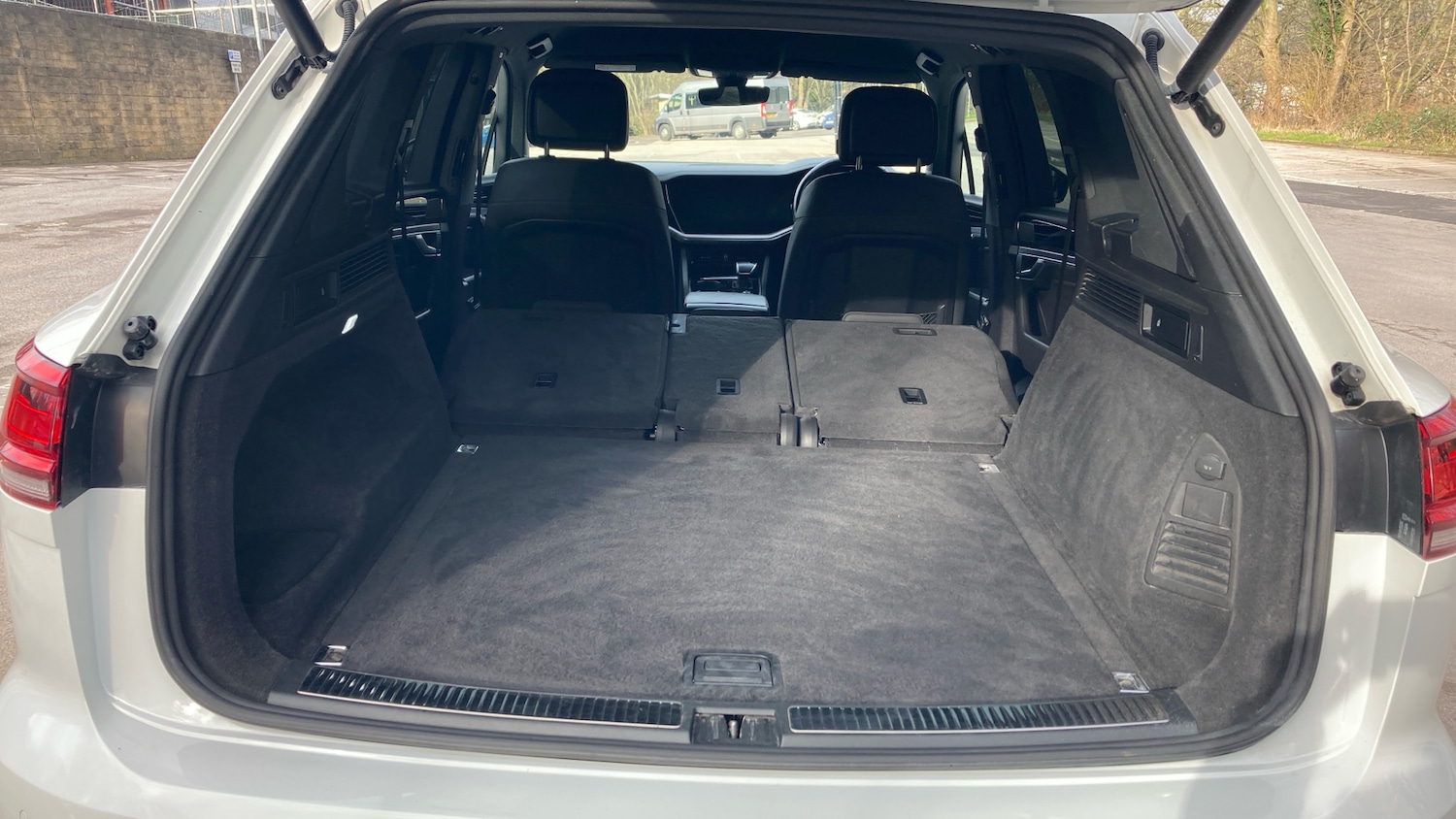 Used Volkswagen Touareg 2019 for sale - 77651014: Photo 24