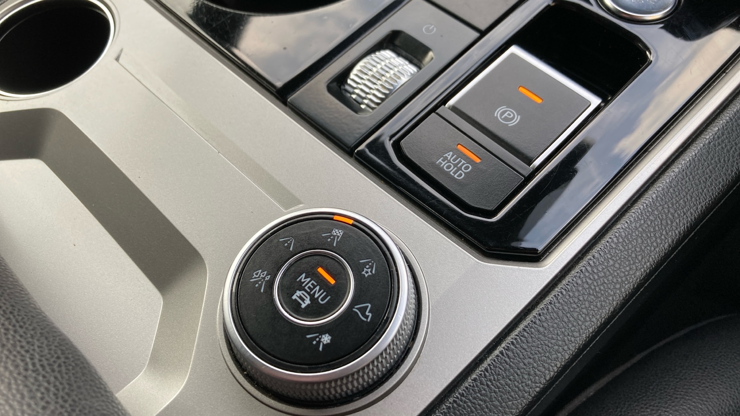 Used Volkswagen Touareg 2019 for sale - 77651014: Photo 29