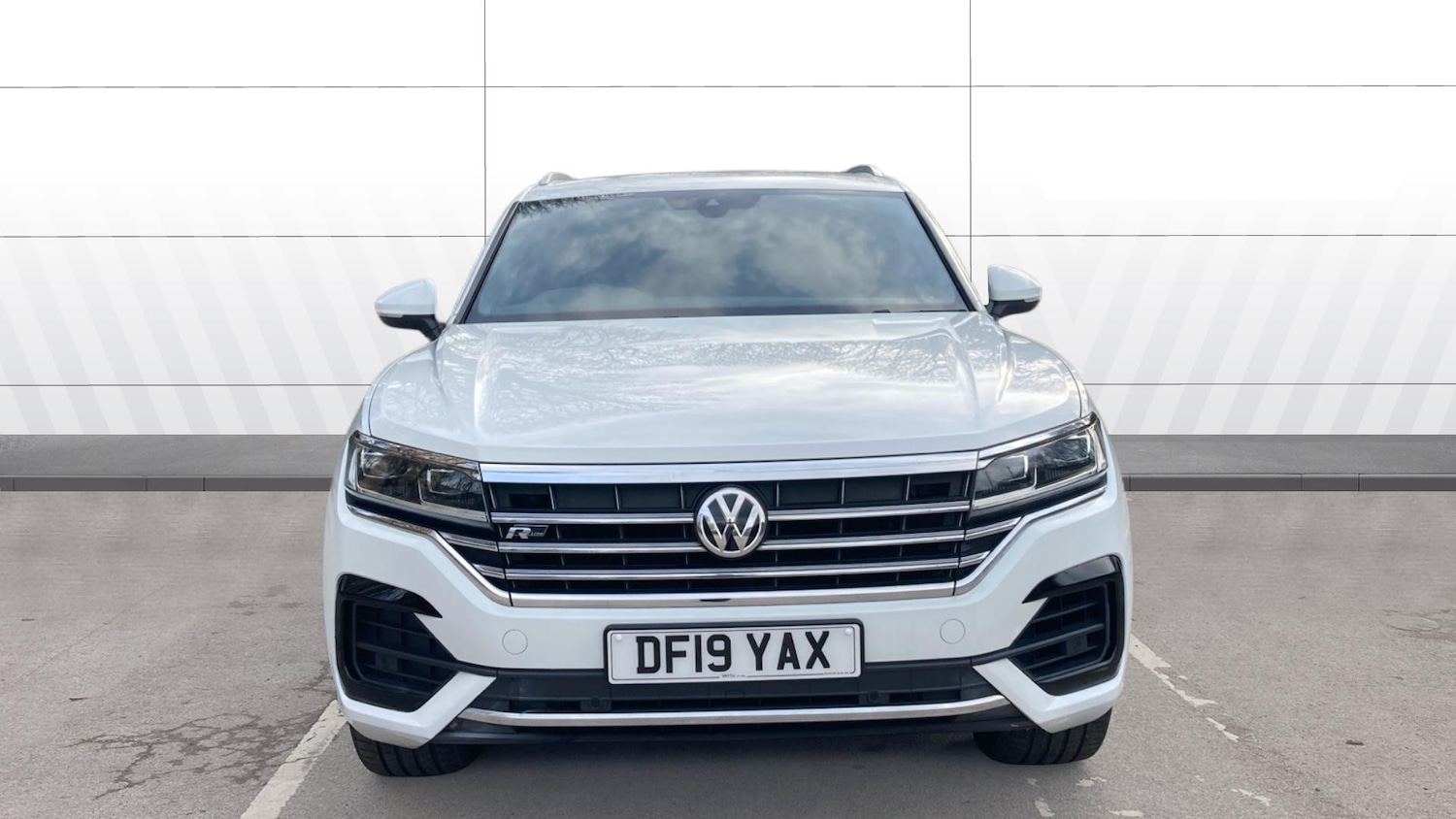 Used Volkswagen Touareg 2019 for sale - 77651014: Photo 3