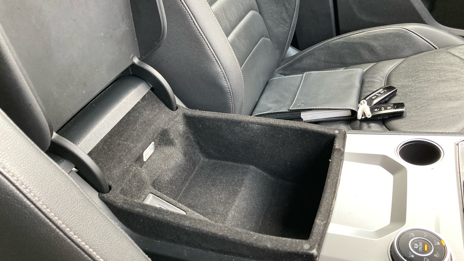 Used Volkswagen Touareg 2019 for sale - 77651014: Photo 38