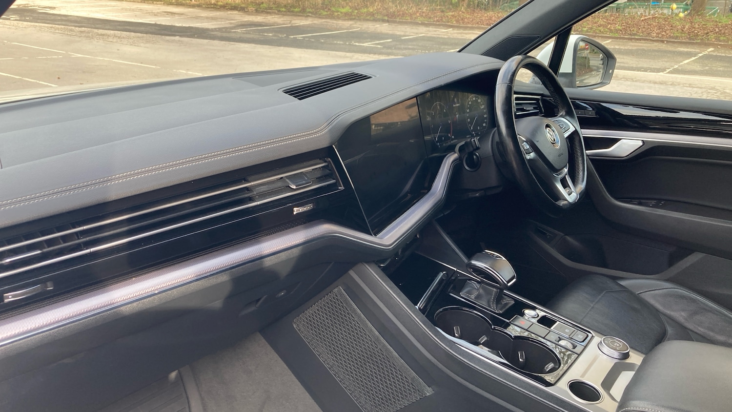 Used Volkswagen Touareg 2019 for sale - 77651014: Photo 9