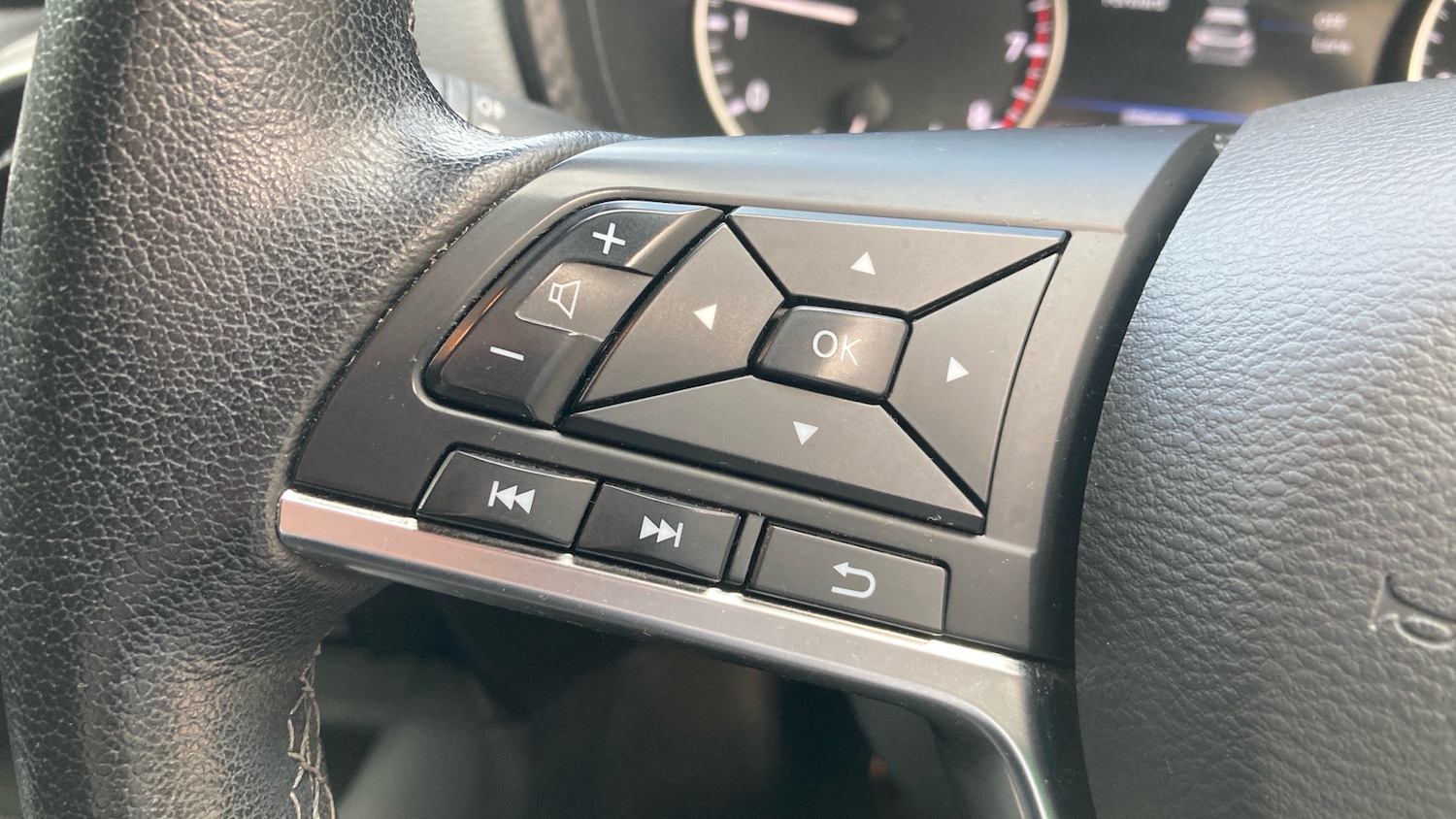 Used Nissan Juke 2021 for sale - 76115707: Photo 24