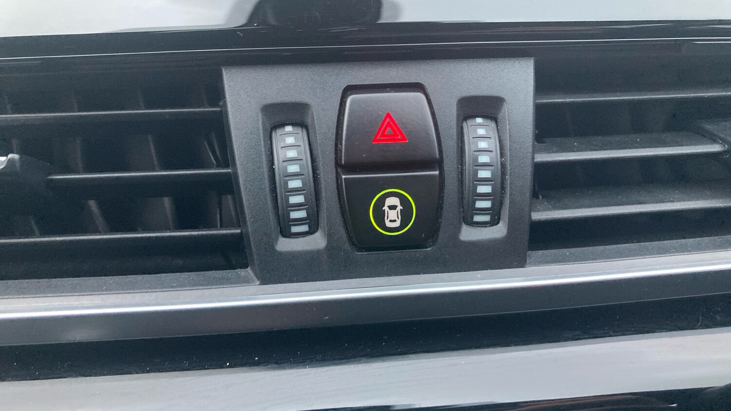 Used BMW X1 2018 for sale - 77438129: Photo 31