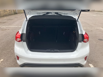 Used Ford Focus 2020 for sale - 78282110: Photo