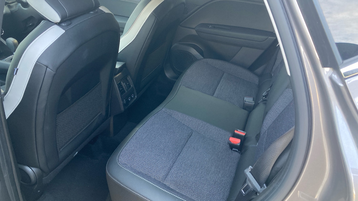 Used Renault Captur 2023 for sale - 76157668: Photo 16