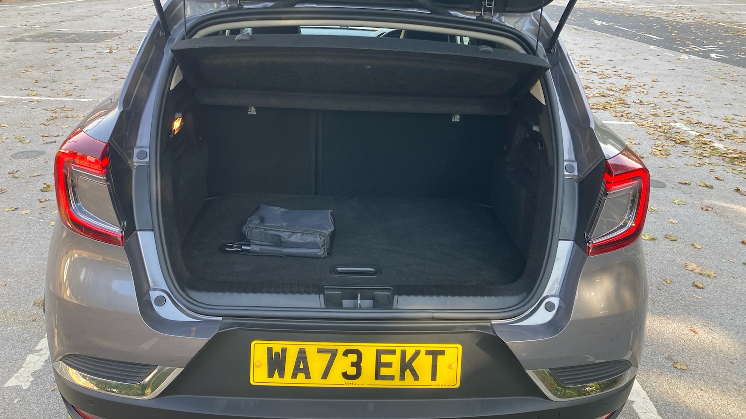 Used Renault Captur 2023 for sale - 76157668: Photo 4