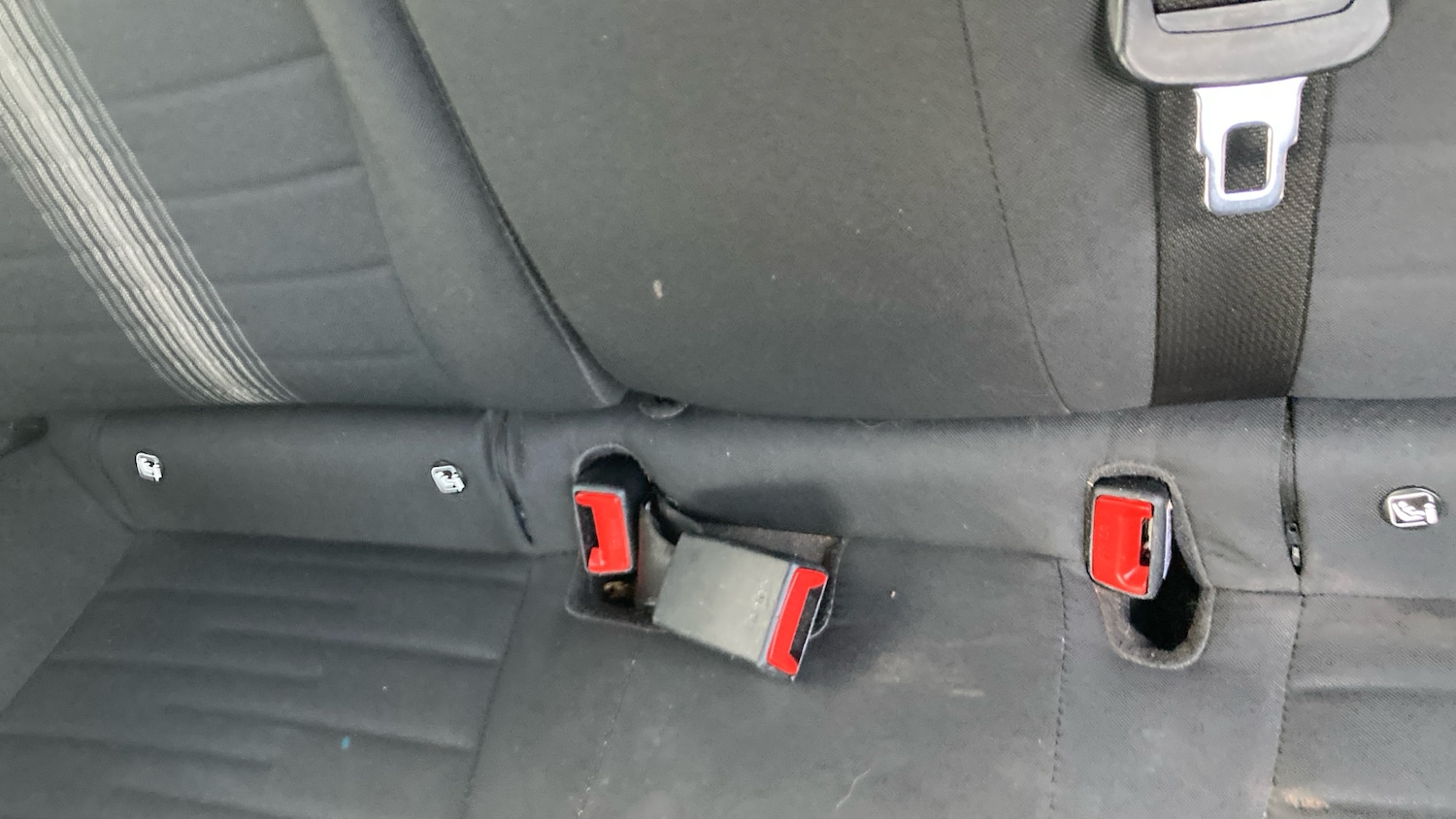 Used Hyundai i10 2022 for sale - 77438130: Photo 17