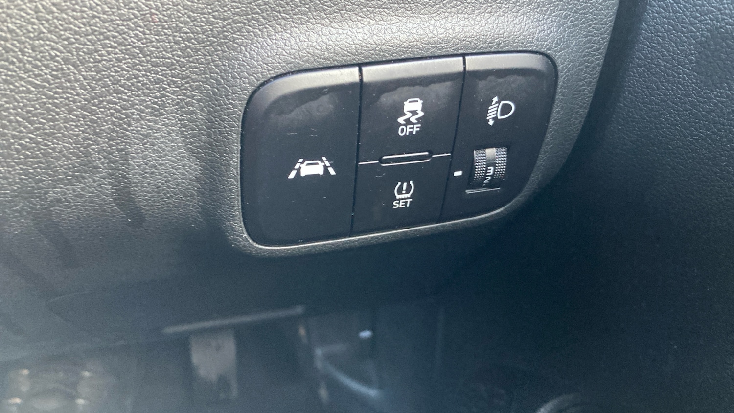 Used Hyundai i10 2022 for sale - 77438130: Photo 23