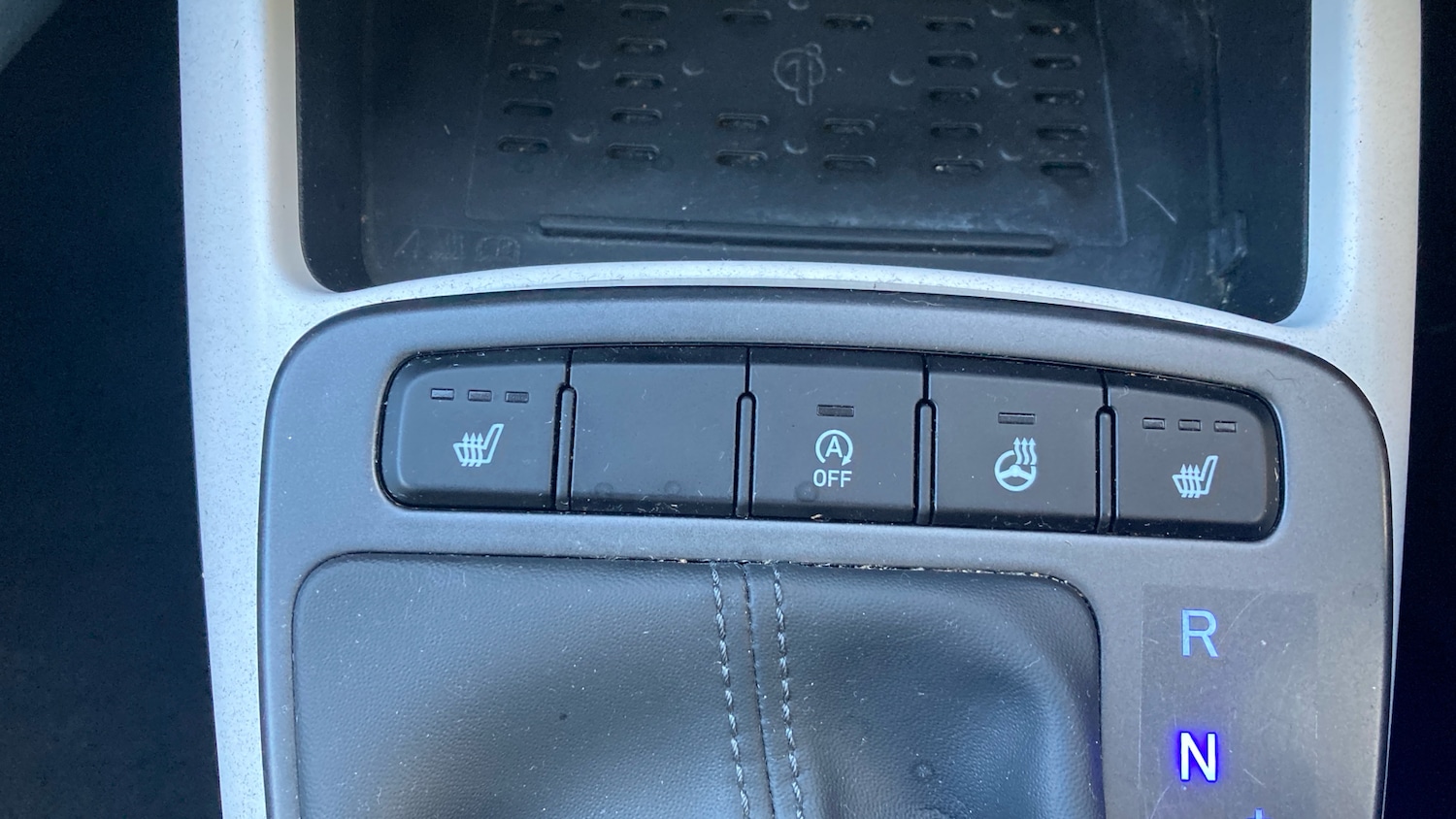 Used Hyundai i10 2022 for sale - 77438130: Photo 24