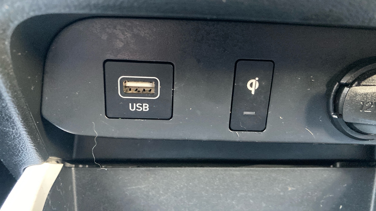 Used Hyundai i10 2022 for sale - 77438130: Photo 25