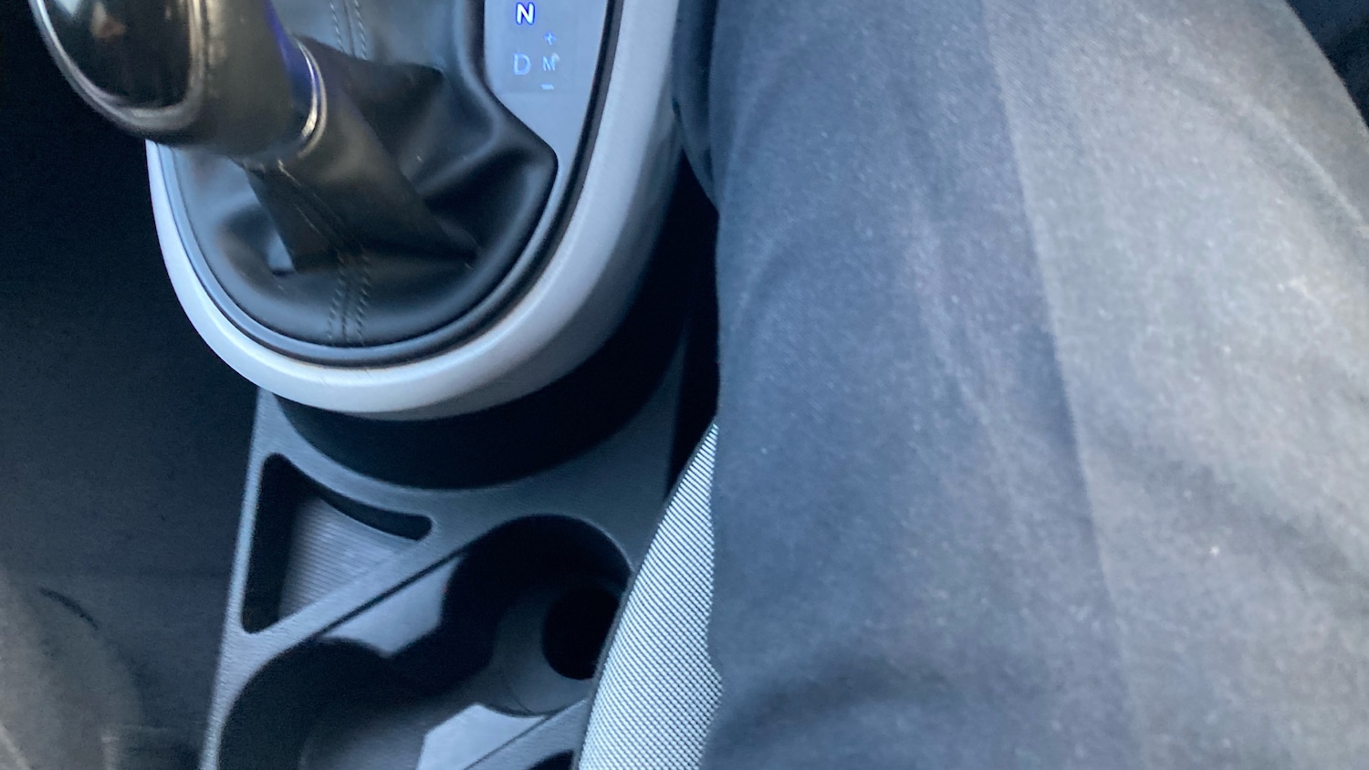 Used Hyundai i10 2022 for sale - 77438130: Photo 26