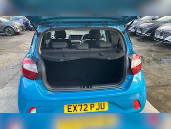 Used Hyundai i10 2022 for sale - 77438130: Photo