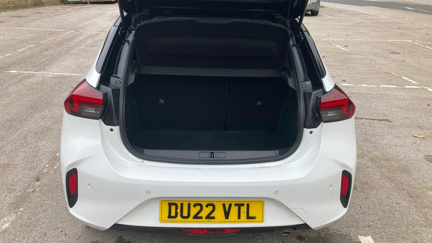 Used Vauxhall Corsa 2022 for sale - 76183187: Photo 4