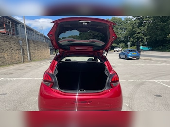 Used Peugeot 208 2018 for sale - 79194269: Photo