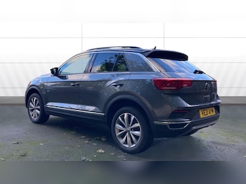 Used Volkswagen T-Roc 2021 for sale - 75987429: Photo