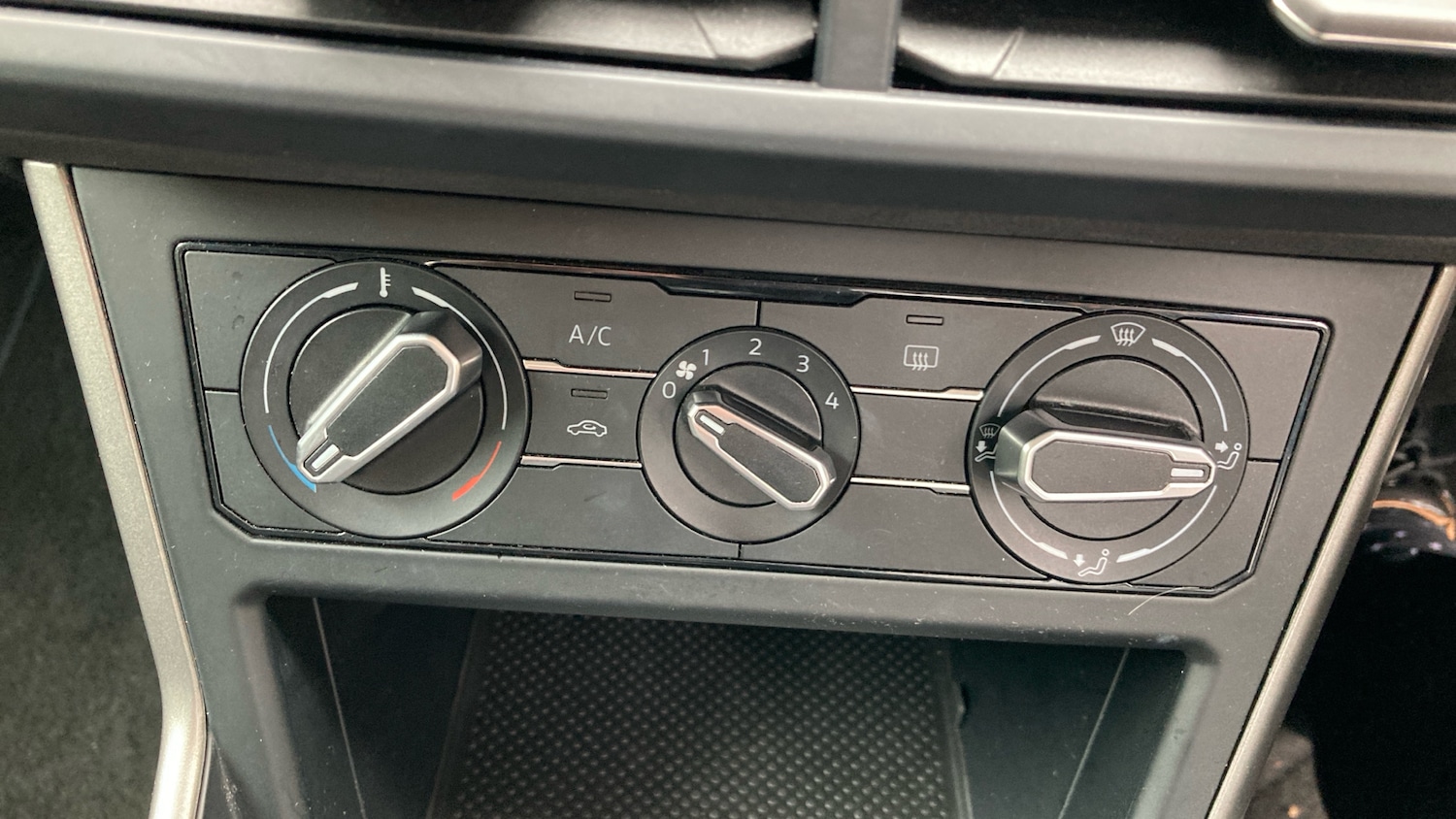 Used Volkswagen Polo 2019 for sale - 76117310: Photo 29