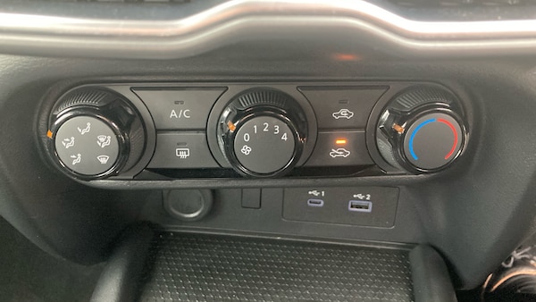 Used Nissan Juke 2024 for sale - 76319988: Photo 38