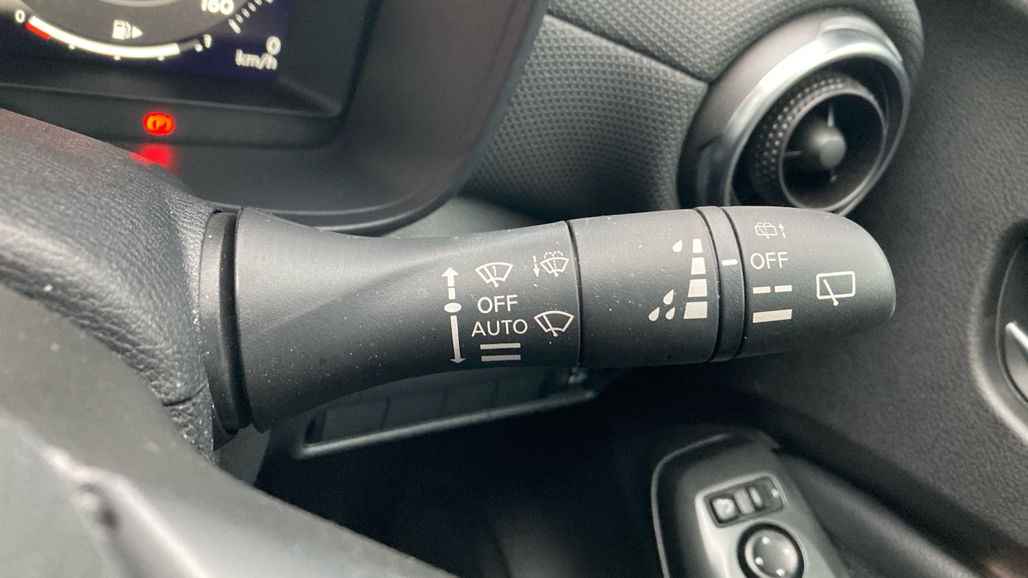 Used Nissan Juke 2024 for sale - 77125623: Photo 24