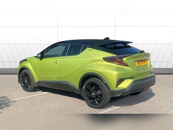 Used Toyota C-HR 2019 for sale - 79140061: Photo