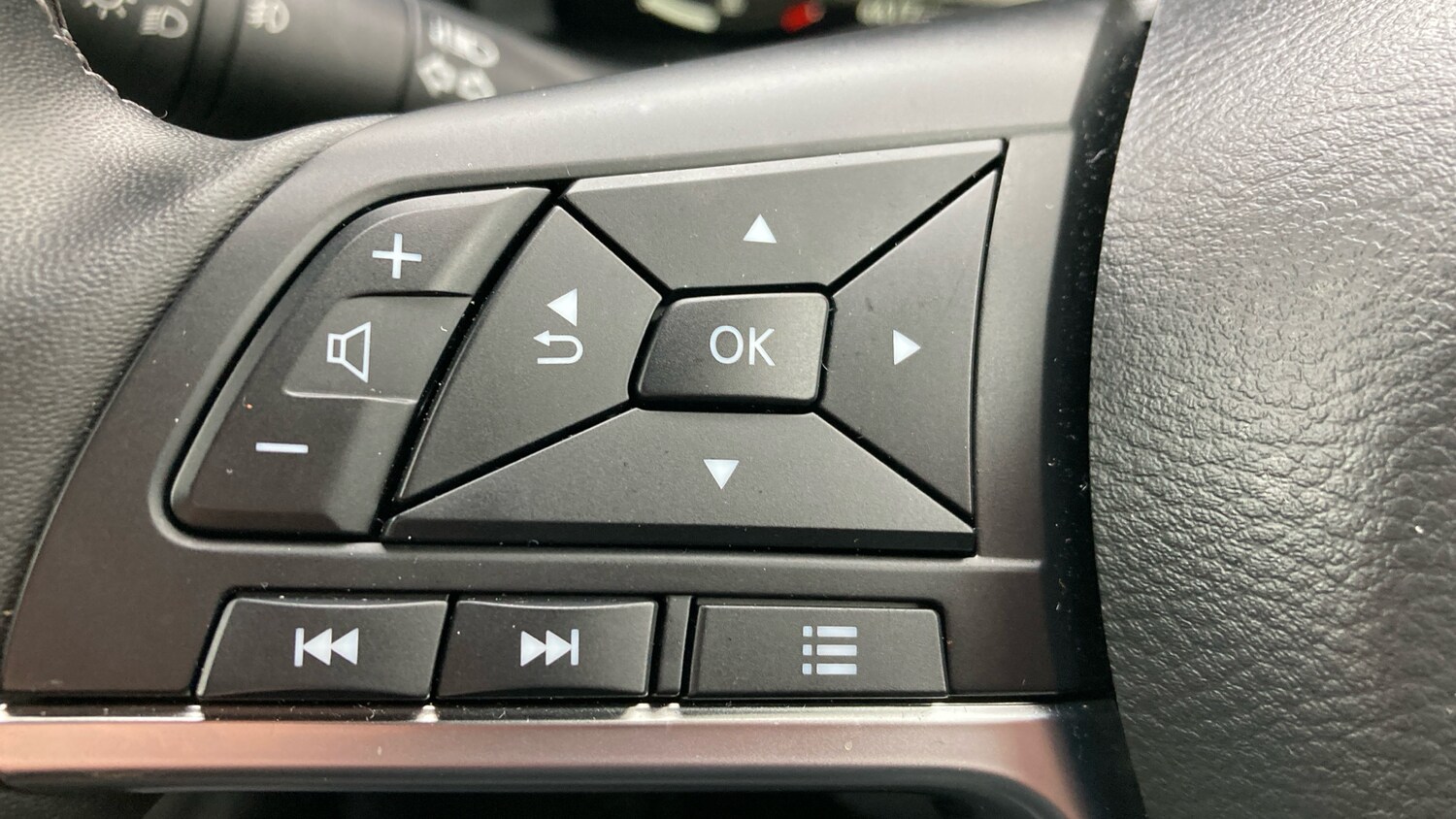 Used Nissan Juke 2024 for sale - 77690595: Photo 22