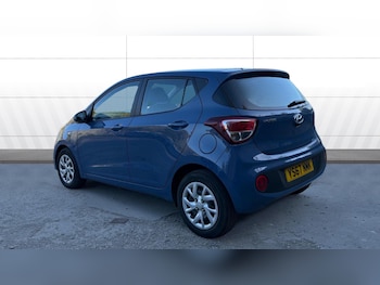 Used Hyundai i10 2017 for sale - 78325284: Photo