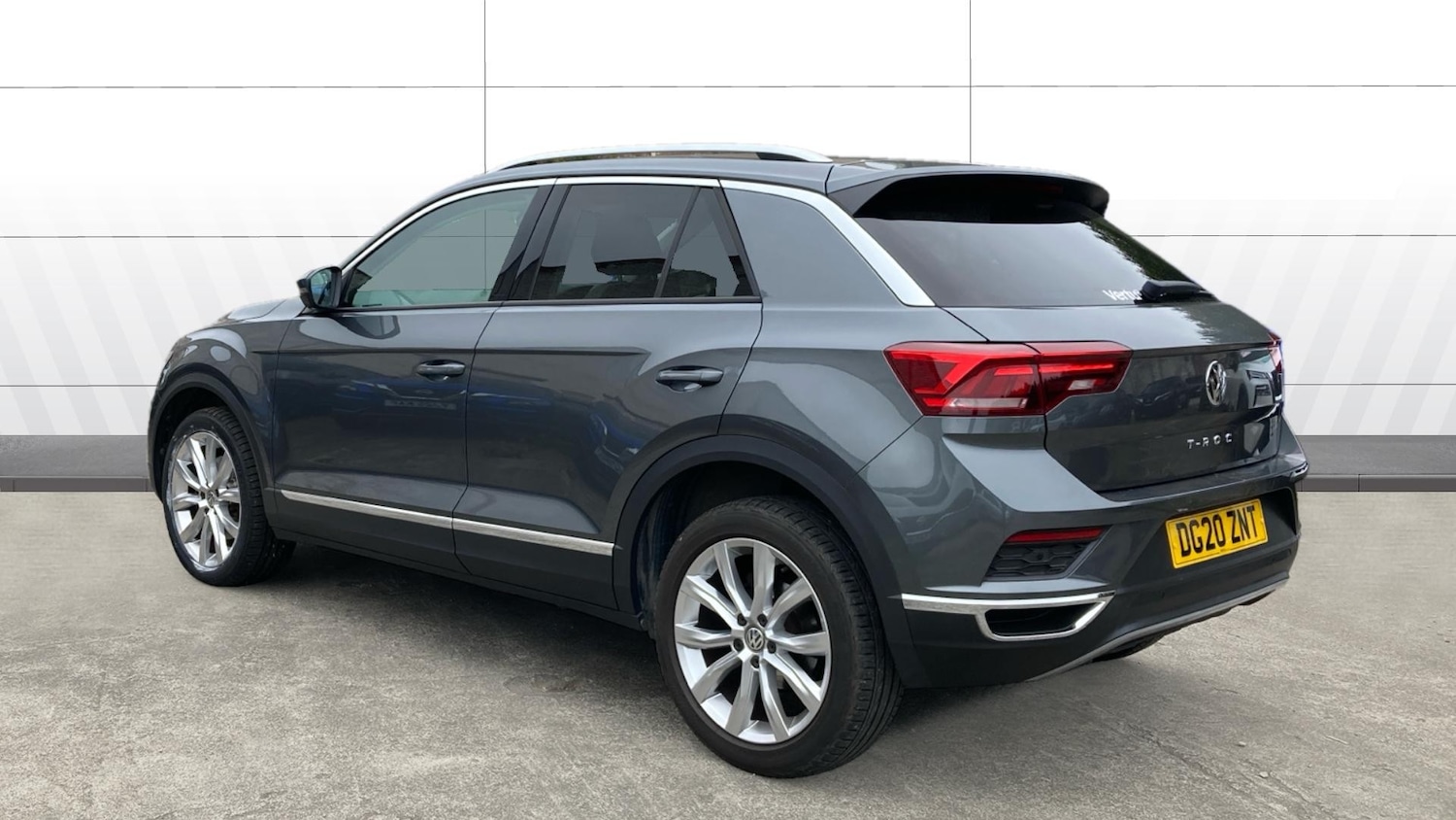 Used Volkswagen T-Roc 2020 for sale - 76263766: Photo 2