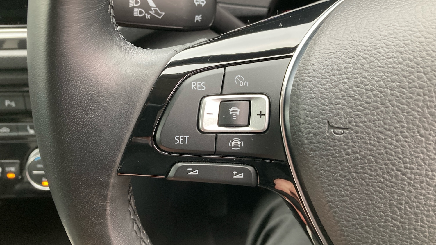 Used Volkswagen T-Roc 2020 for sale - 76263766: Photo 26